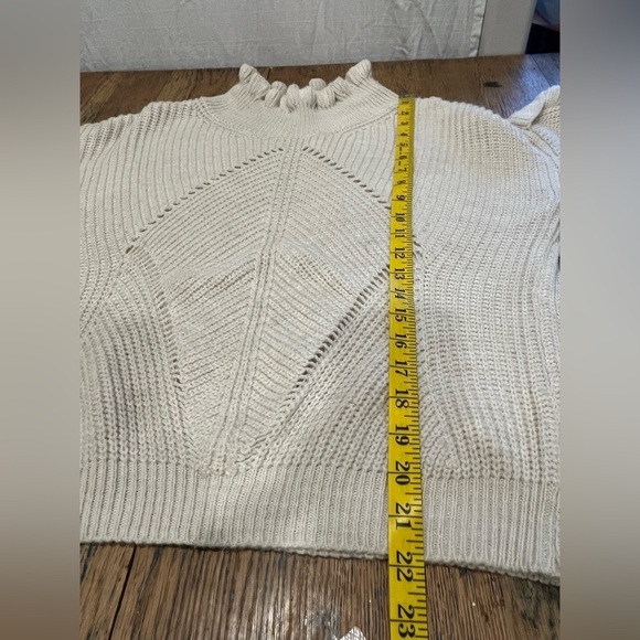 📍RINASCIMENTO Ivory Ruffled Knit Sweater – Romantic Texture size S/M - Picture 4 of 15